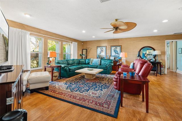 3601 18TH AVENUE W, Bradenton, FL 34205