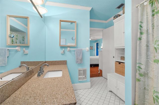 3601 18TH AVENUE W, Bradenton, FL 34205