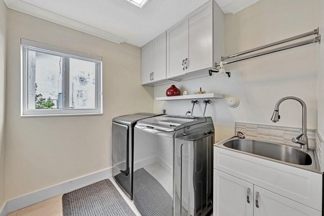 12041 NW 2nd Drive, Coral Springs, FL 33071