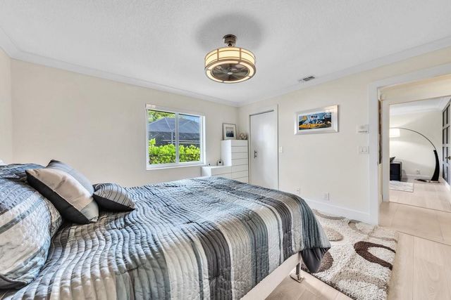 12041 NW 2nd Drive, Coral Springs, FL 33071