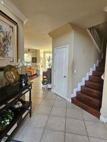 2917 E Trenton Avenue, Fresno, CA 93720