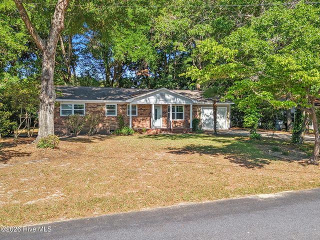 1646 Waterway Drive SW, Ocean Isle Beach, NC 28469