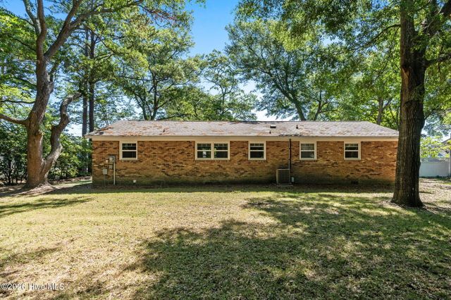 1646 Waterway Drive SW, Ocean Isle Beach, NC 28469