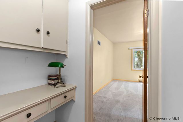 410 W 2ND AVE, Cheyenne, WY 82001