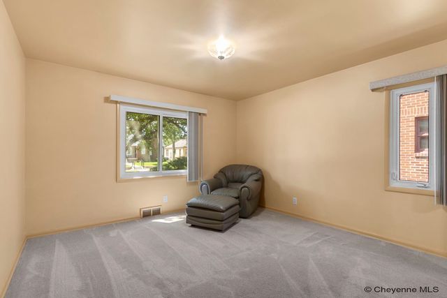 410 W 2ND AVE, Cheyenne, WY 82001