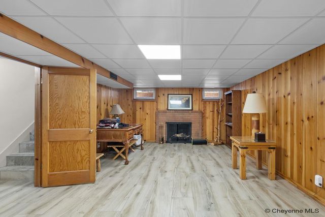 410 W 2ND AVE, Cheyenne, WY 82001