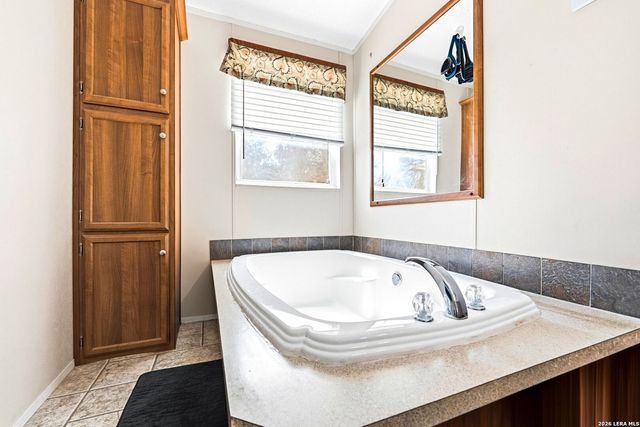 200 Mil Encinos St, Adkins, TX 78101