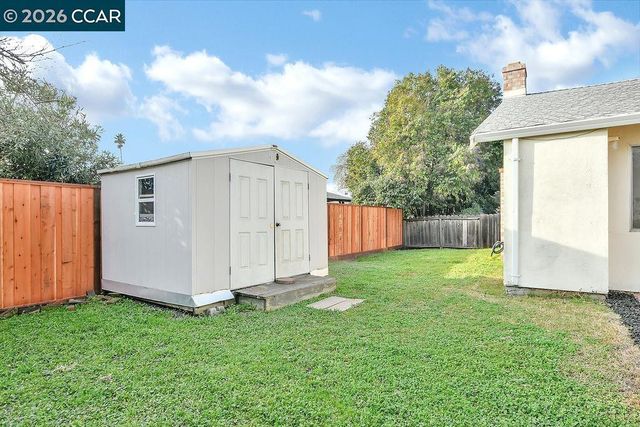 130 Cleopatra Dr, Pleasant Hill, CA 94523