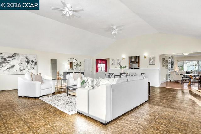 130 Cleopatra Dr, Pleasant Hill, CA 94523