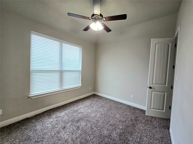 3113 Main Street, Granbury, TX 76049
