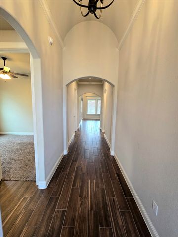 3113 Main Street, Granbury, TX 76049