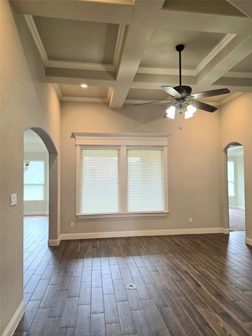 3113 Main Street, Granbury, TX 76049