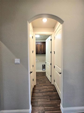 3113 Main Street, Granbury, TX 76049