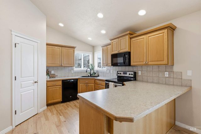 3787 N Alexis Way, Meridian, ID 83646
