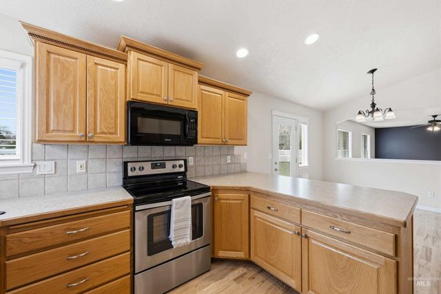 3787 N Alexis Way, Meridian, ID 83646
