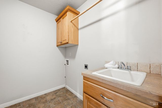 3787 N Alexis Way, Meridian, ID 83646