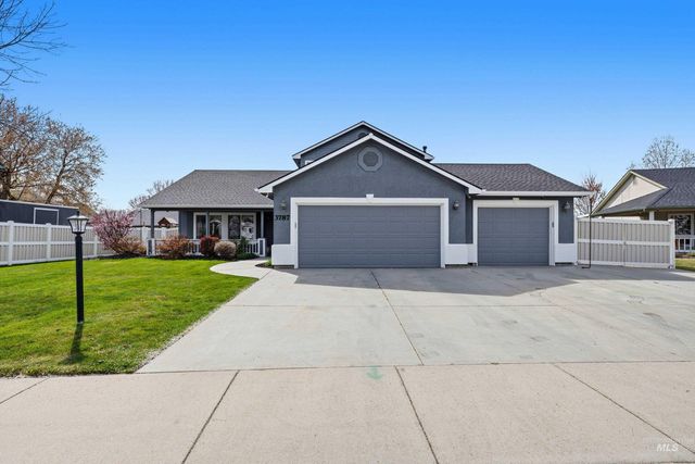 3787 N Alexis Way, Meridian, ID 83646