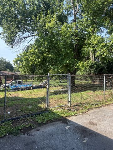 221 Bonnavue Dr, Hermitage, TN 37076