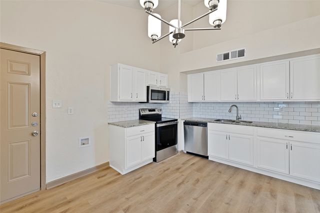 9456 Culberson Street, Dallas, TX 75227