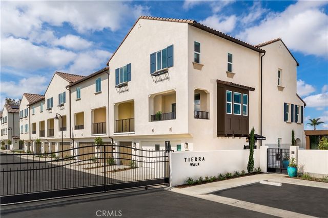 100 Tierra Lane, Cypress, CA 90630