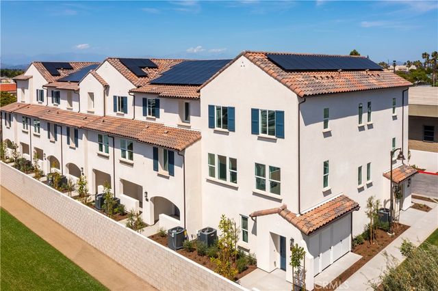 100 Tierra Lane, Cypress, CA 90630