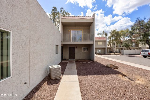 2837 E MARCONI Avenue 102, Phoenix, AZ 85032