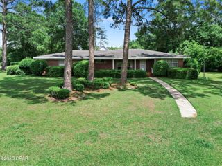 5370 Cherry Street, Graceville, FL 32440
