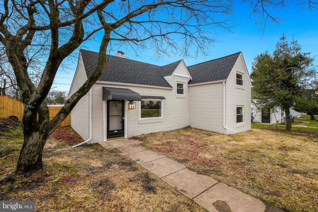 6517 LEHNERT ST, Baltimore, MD 21207