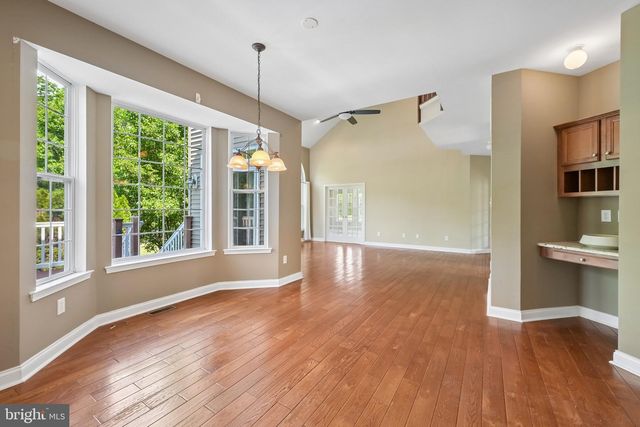 135 DESILVIO DR, Sicklerville, NJ 08081