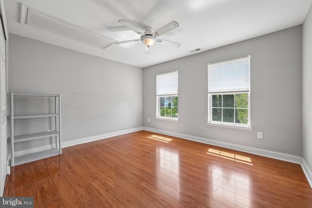 135 DESILVIO DR, Sicklerville, NJ 08081