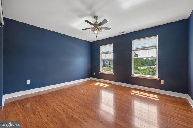135 DESILVIO DR, Sicklerville, NJ 08081