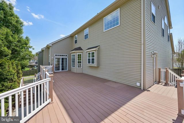 135 DESILVIO DR, Sicklerville, NJ 08081