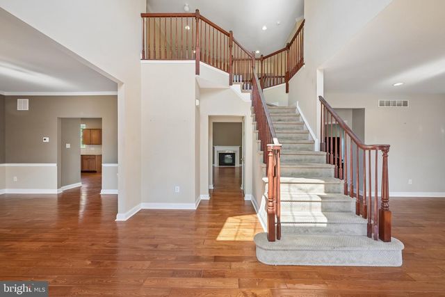 135 DESILVIO DR, Sicklerville, NJ 08081