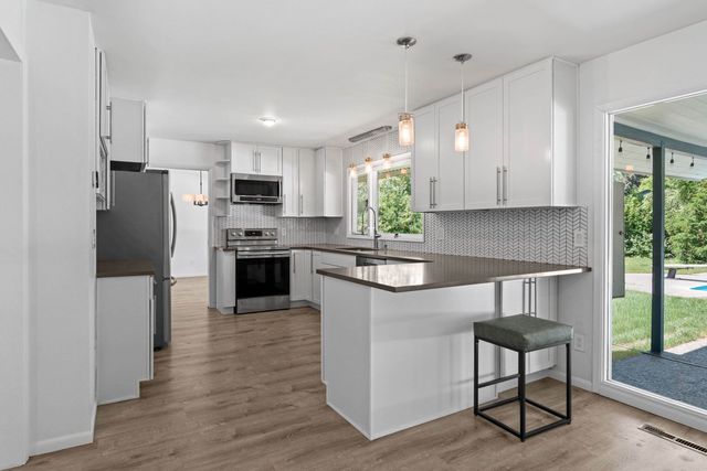 4302 S Altamont St, Spokane, WA 99223