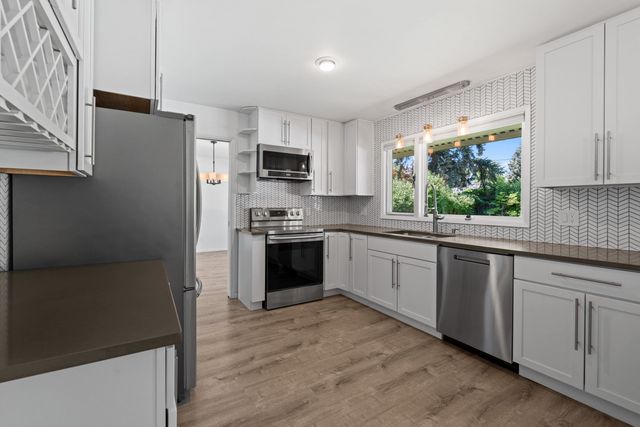 4302 S Altamont St, Spokane, WA 99223