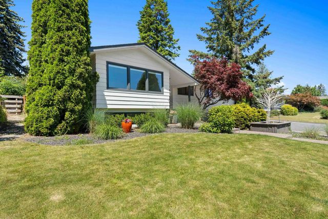 4302 S Altamont St, Spokane, WA 99223