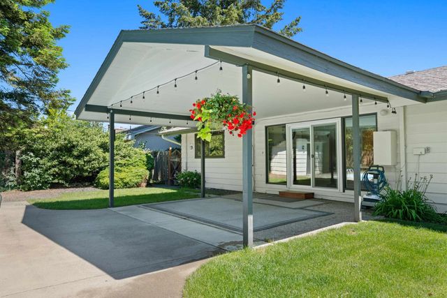 4302 S Altamont St, Spokane, WA 99223