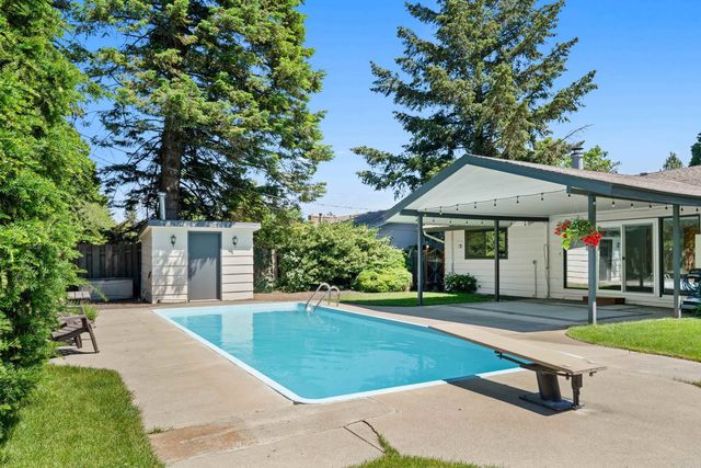 4302 S Altamont St, Spokane, WA 99223