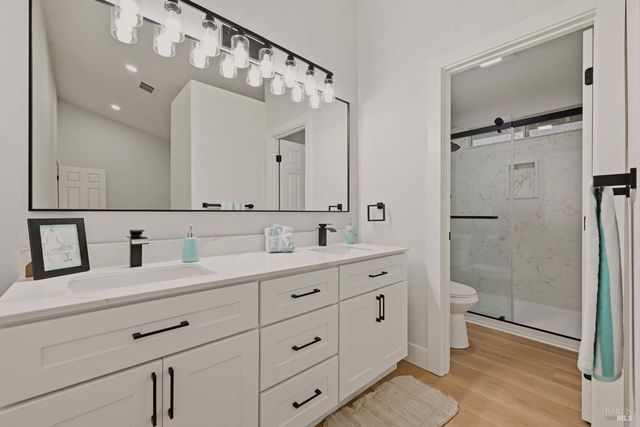 1045 Camellia Ln, Suisun City, CA 94585