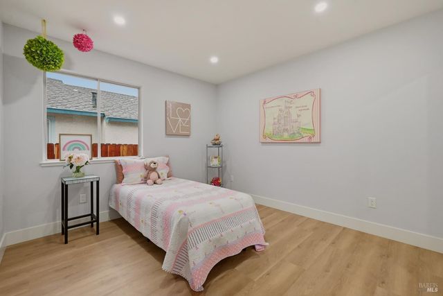 1045 Camellia Ln, Suisun City, CA 94585