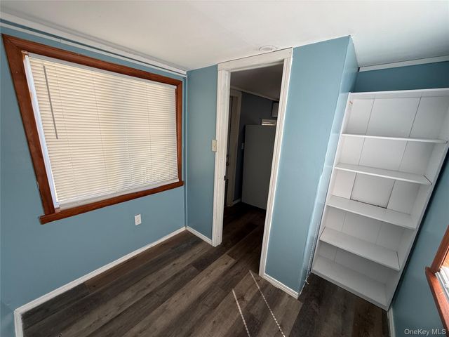 275 Robinson Avenue B, Newburgh, NY 12550