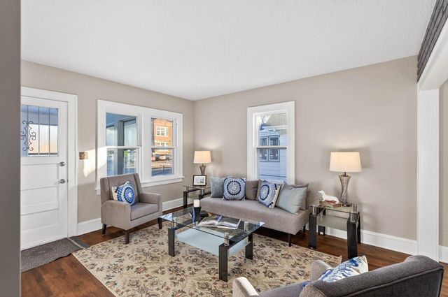 3720 43rd Avenue S, Minneapolis, MN 55406