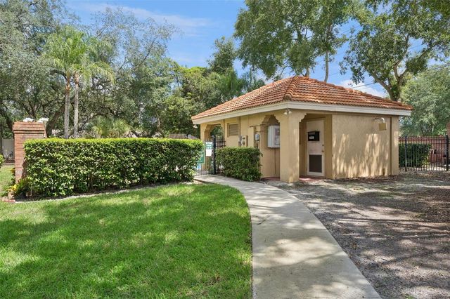 2272 WEKIVA VILLAGE LANE, Apopka, FL 32703