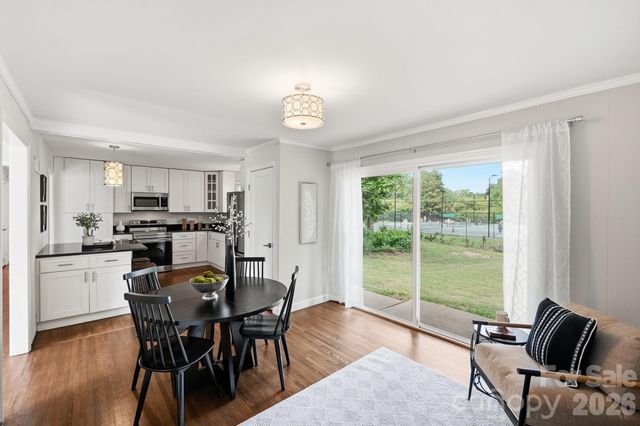 4712 Fairheath Road, Charlotte, NC 28210