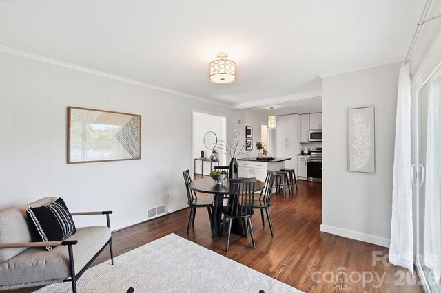 4712 Fairheath Road, Charlotte, NC 28210