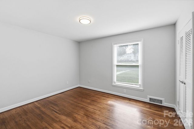 4712 Fairheath Road, Charlotte, NC 28210