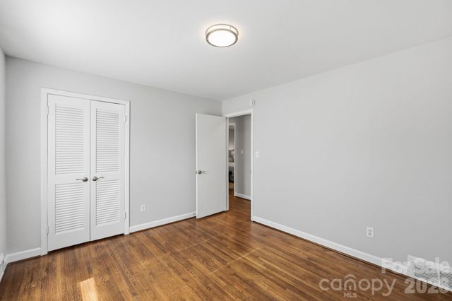 4712 Fairheath Road, Charlotte, NC 28210
