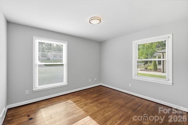 4712 Fairheath Road, Charlotte, NC 28210