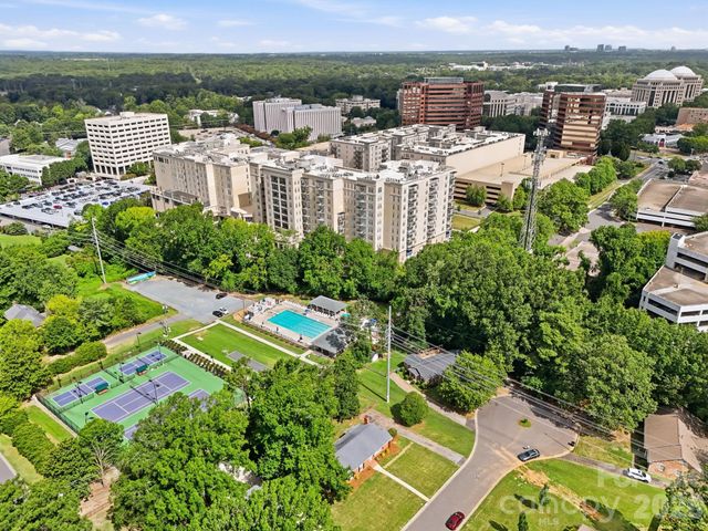 4712 Fairheath Road, Charlotte, NC 28210