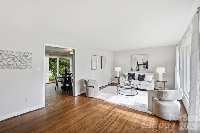 4712 Fairheath Road, Charlotte, NC 28210